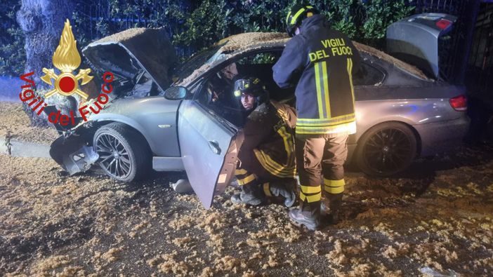 I vigili del fuoco sul posto I vigili del fuoco sul posto
