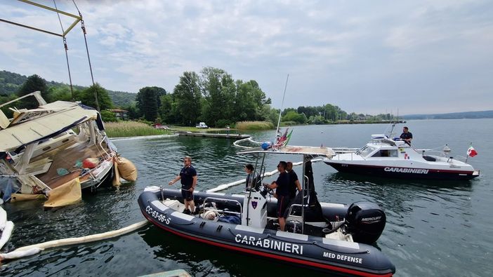 Le operazioni di recupero della "Gooduria" Le operazioni di recupero della "Gooduria"