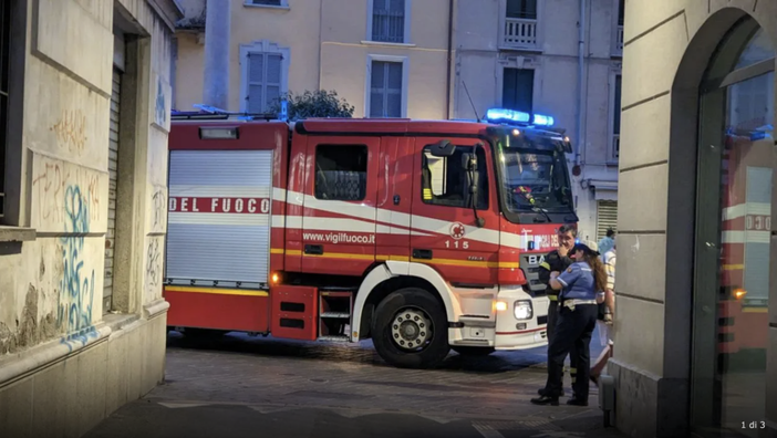 La padrona di casa esce e… la lavastoviglie allaga il palazzo