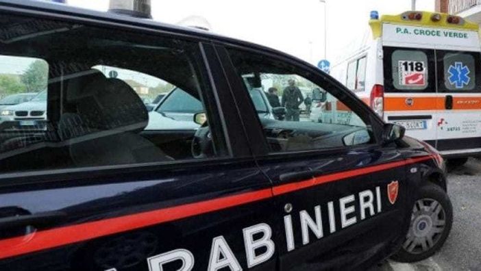 Verbania, litiga con la fidanzata e la prende a bastonate: denunciato