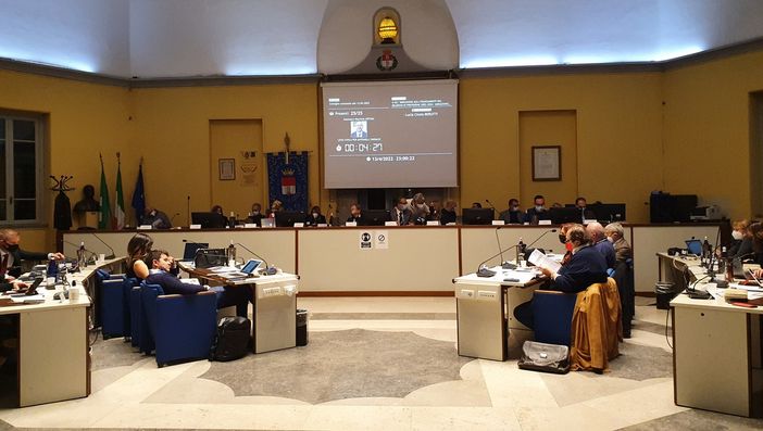 Busto, via libera a rendiconto 2021, regolamento disability manager e variazione di bilancio