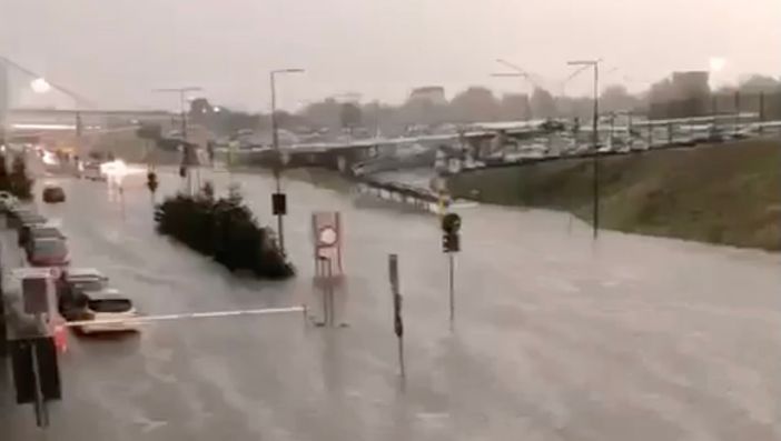 Gli allagamenti di ieri sera a Malpensa Gli allagamenti di ieri sera a Malpensa