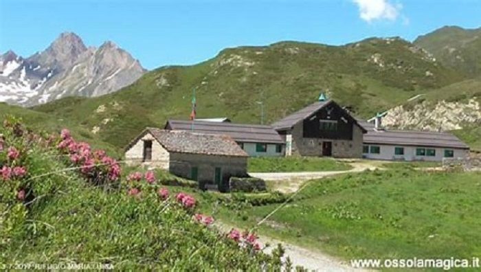 Il Rifugio Maria Luisa del Cai Busto (foto ossolamagica.it)