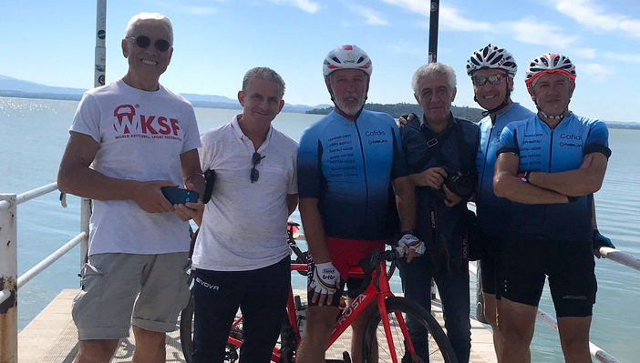 Giro dei Campioni, pedalare fa (del) bene. Tra gli ulivi e una passione