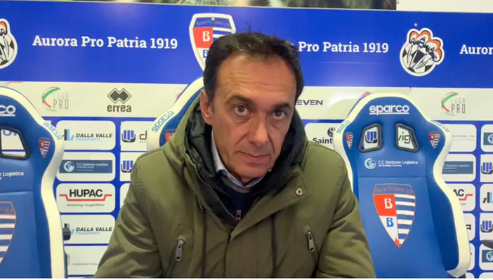 Luca Prina, mentre risponde oggi alle domande dei giornalisti