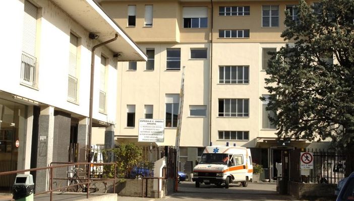 Le &quot;mamme&quot; dell'ospedale di Angera: «Il pediatra virtuale sembra proprio fuori dalla realtà, l'ennesima beffa»