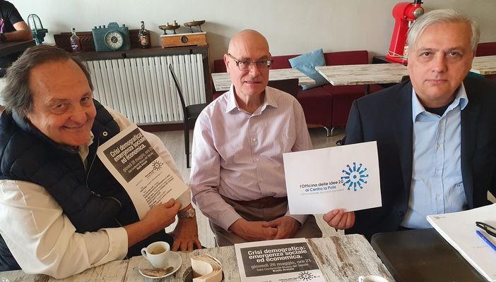 L’Officina delle Idee riflette sulla crisi demografica: «Problema drammatico» L’Officina delle Idee riflette sulla crisi demografica: «Problema drammatico»