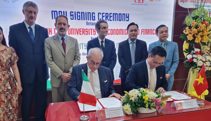 L’Università dell’Insubria firma in Vietnam un importante accordo di collaborazione internazionale sotto l’egida di Regione Lombardia