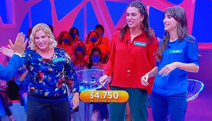 L'inchino di Rai 1 alle tre ragazze d'oro della provincia di Varese. Vinti 135 mila euro totali grazie a un'intesa vincente da record