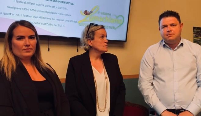 Nella foto, da sinistra: Valentina Tempesta, l'assessore Paola Reguzzoni e Ivan Travaini Nella foto, da sinistra: Valentina Tempesta, l'assessore Paola Reguzzoni e Ivan Travaini