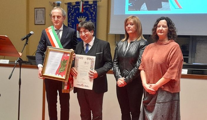 Da destra, Emanuele Antonelli, Ramin Bahrami, Laura Rogora, Manuela Maffioli Da destra, Emanuele Antonelli, Ramin Bahrami, Laura Rogora, Manuela Maffioli