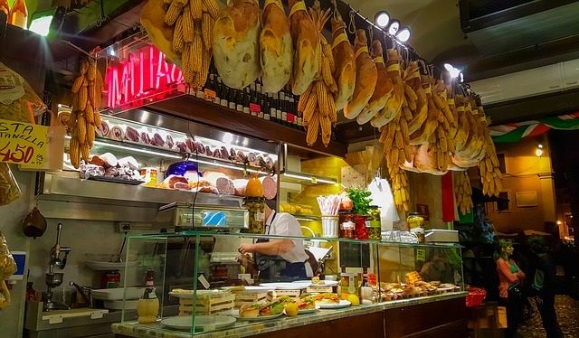 ... "a murtadèla dàa Bigina" (la mortadella della signora Bigina)