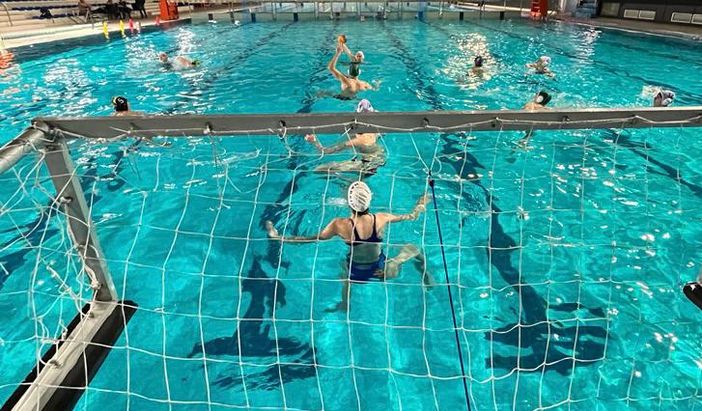 Le ragazze della Busto Pallanuoto Paglini Store pronte a sfidare Imperia