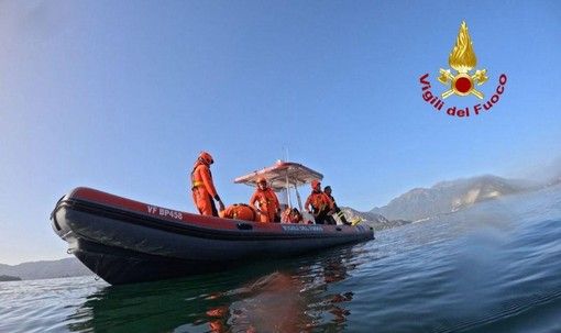 Lago Maggiore: sessantenne ritrovato in acqua in ipotermia aggrappato a un tronco
