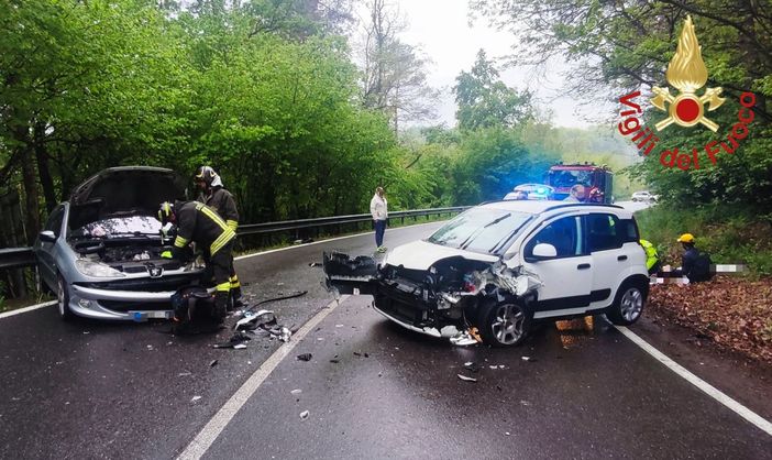 I soccorritori sul luogo dell'incidente I soccorritori sul luogo dell'incidente