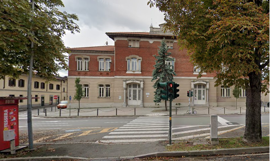 Coronavirus, sospese le lezioni in presenza alle Manzoni di Busto