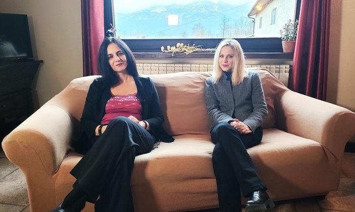 "La sostenibile leggerezza dell'acqua S.Bernardo" spiegata da Elena Tassone "La sostenibile leggerezza dell'acqua S.Bernardo" spiegata da Elena Tassone