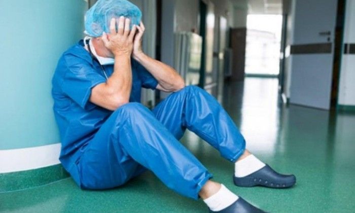 Infermieri in Svizzera, la fuga continua. «Chiediamo un bonus come per i benzinai»