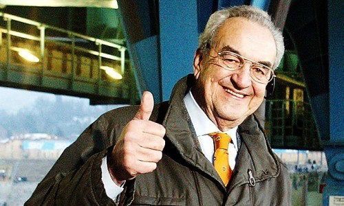 Anche l'Informazioneonline si unisce alla richiesta di milioni di italiani di fare commentare a Bruno Pizzul la finale degli Europei Anche l'Informazioneonline si unisce alla richiesta di milioni di italiani di fare commentare a Bruno Pizzul la finale degli Europei