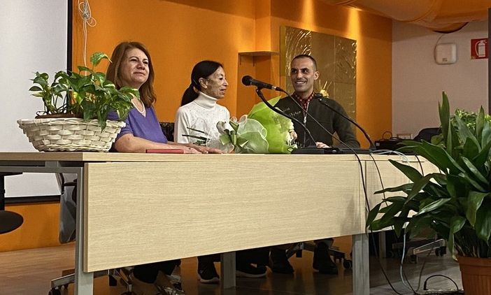 L’étoile Luciana Savignano diventa madrina del Liceo Coreutico Pina Bausch L’étoile Luciana Savignano diventa madrina del Liceo Coreutico Pina Bausch