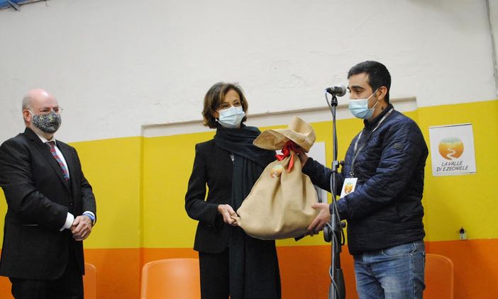 Si scrive cesto di Natale, si legge vita nuova per i detenuti. Con le imprese del territorio