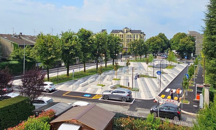 La rinnovata Piazza 25 Aprile