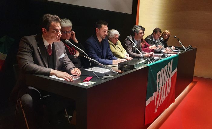 Sicurezza, trasporti, attenzione agli anziani. Al via la campagna elettorale di Forza Italia Sicurezza, trasporti, attenzione agli anziani. Al via la campagna elettorale di Forza Italia