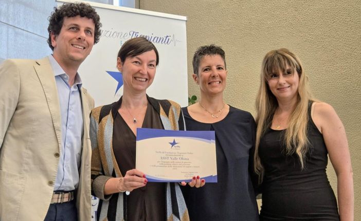 Nella foto il direttore sanitario dr.ssa Francesca Crespi, il responsabile medico COP dr.ssa Laura Chierichetti e il referente della direzione Sanitaria COP dr. Saverio Ungheri Nella foto il direttore sanitario dr.ssa Francesca Crespi, il responsabile medico COP dr.ssa Laura Chierichetti e il referente della direzione Sanitaria COP dr. Saverio Ungheri