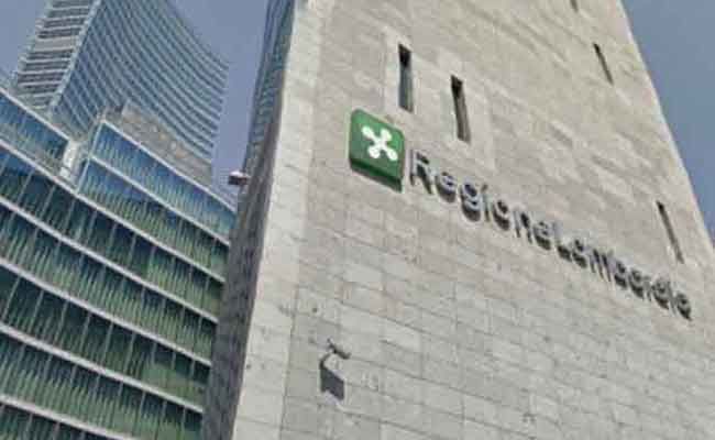 Regione Lombardia: «Utilizzare i medici del lavoro per vaccinare in azienda i dipendenti» Regione Lombardia: «Utilizzare i medici del lavoro per vaccinare in azienda i dipendenti»