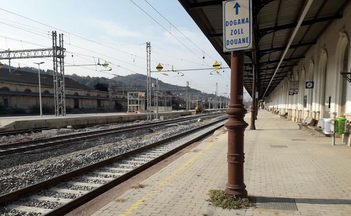 Manutenzione ferroviaria Luino-Laveno: treni limitati e autobus sostitutivi dal 3 al 9 aprile Manutenzione ferroviaria Luino-Laveno: treni limitati e autobus sostitutivi dal 3 al 9 aprile