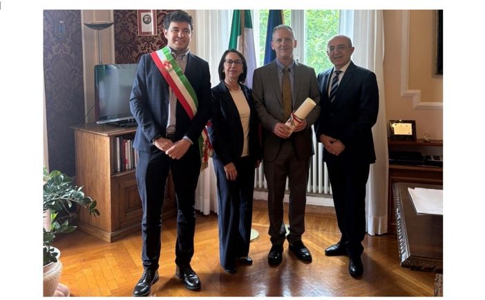 Onorificenza al generale Nicola Terzano. «Un orgoglio per Busto» Onorificenza al generale Nicola Terzano. «Un orgoglio per Busto»