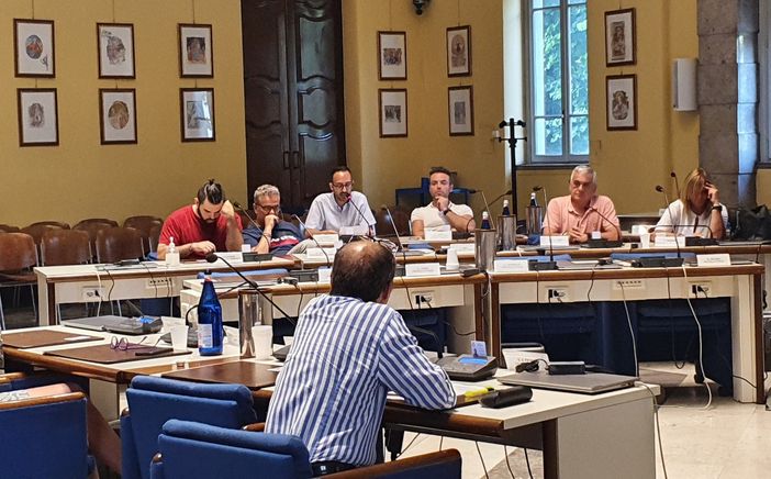 Busto, la mozione “bipartisan” di Fiore e Lanza diventa un caso politico. Malumori in maggioranza