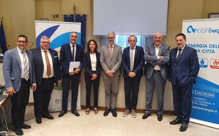 Agesp Energia-Acinque: «Operazione straordinariamente lungimirante»