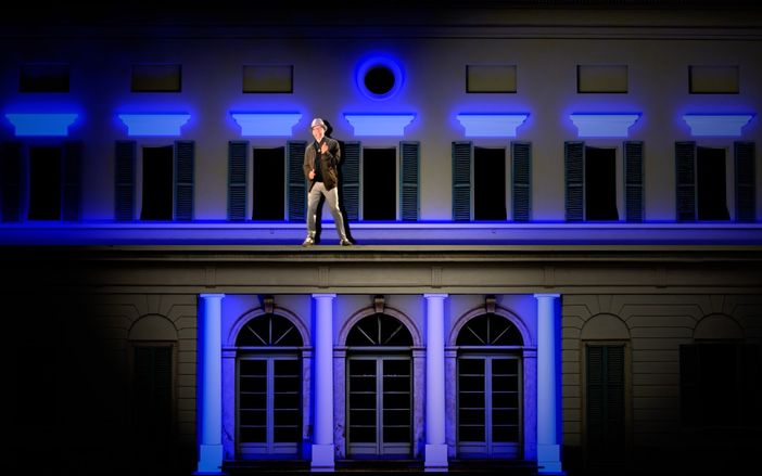 La magia del Natale a Castellanza, videomapping sulla facciata di Palazzo Brambilla