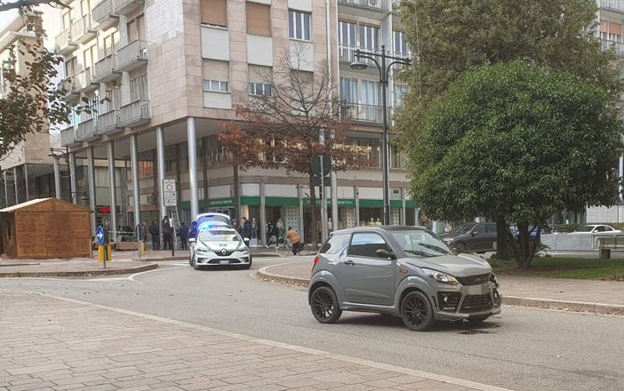Incidente in piazza Garibaldi, disagi per la viabilità nel centro di Busto