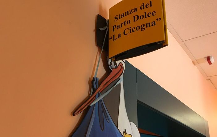 Ospedale di Cittiglio, tornano a crescere i parti nella “Stanza della Cicogna”