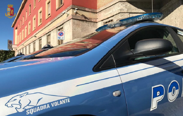 Varese, a scuola spunta una lama: ferito lievemente uno studente