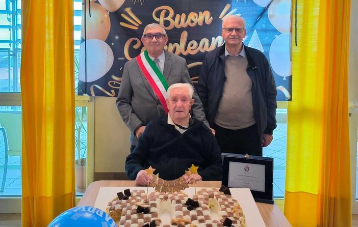 Giuseppe Colombo Speroni, 100 anni "in sella" a una vita straordinaria Giuseppe Colombo Speroni, 100 anni "in sella" a una vita straordinaria