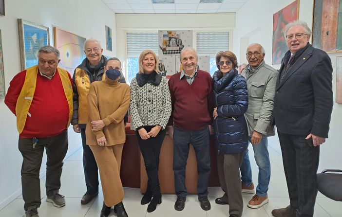 Venti pacchi dono per le famiglie castellanzesi in difficoltà dai lions di Castellanza-Malpensa