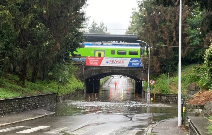 FOTO E VIDEO. Ancora un acquazzone su Busto, sottopassi di nuovo allagati