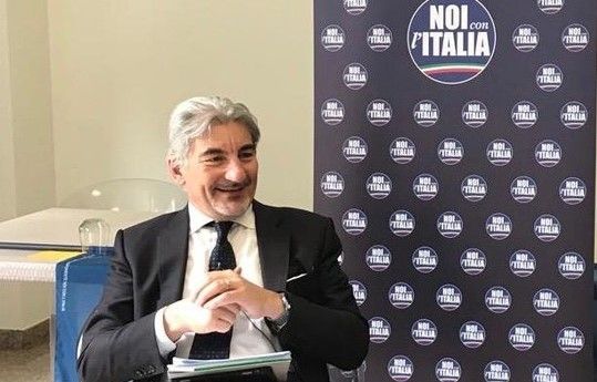 Cattaneo: «Noi con l’Italia nella coalizione di centrodestra per rafforzare il centro» Cattaneo: «Noi con l’Italia nella coalizione di centrodestra per rafforzare il centro»