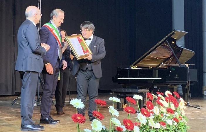 Il “bustocco” Bahrami: «Grazie alla meravigliosa città che mi ha accolto più di vent’anni fa. Viva Bach e viva la bellezza»