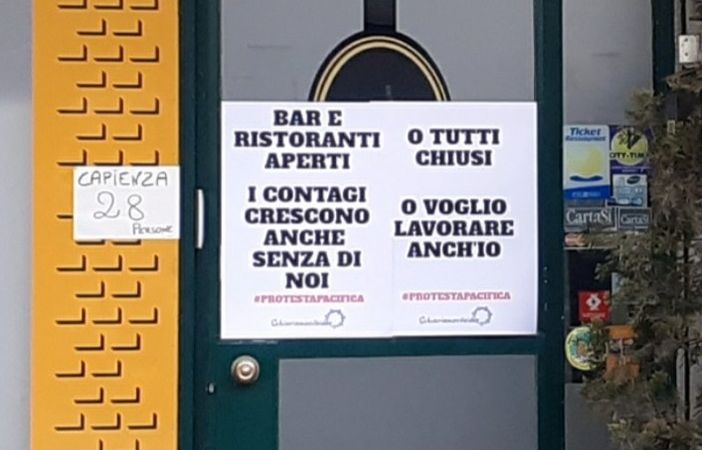 La protesta dei ristoratori a Busto