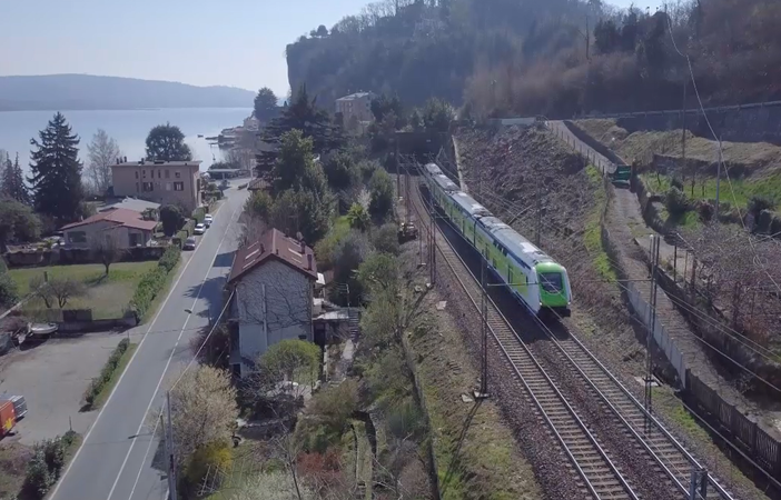 Trenord, i nuovi treni Caravaggio da lunedì in servizio sulla linea Milano-Arona-Domodossola Trenord, i nuovi treni Caravaggio da lunedì in servizio sulla linea Milano-Arona-Domodossola