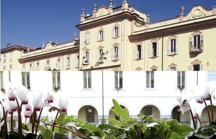 Villa Recalcati sopra, Palazzo Gilardoni sotto