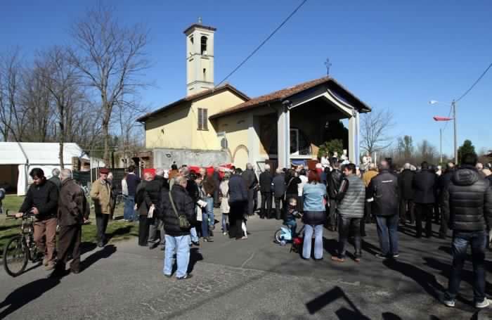 Una passata immagine, che mette un po' di nostalgia, di com'era la festa alla Madonna in Veroncora