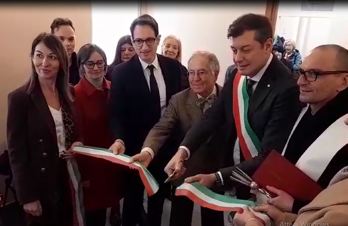 Punto prelievi a Gorla Maggiore, nei locali del Comune: si riparte Punto prelievi a Gorla Maggiore, nei locali del Comune: si riparte