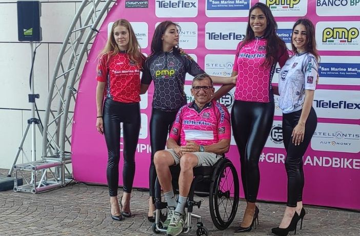 Vito Lascaro e la sua prima maglia rosa: «Che gioia! Adesso punto a vincere il Giro» Vito Lascaro e la sua prima maglia rosa: «Che gioia! Adesso punto a vincere il Giro»