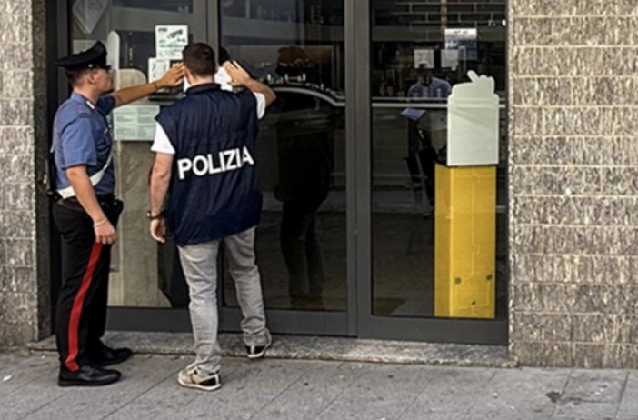 Cliente con la droga e problemi di sicurezza, venti giorni di stop per un bar di Carnago
