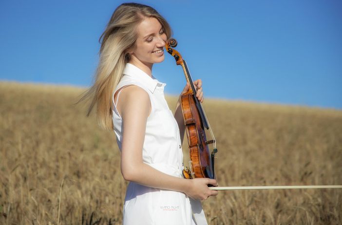 Giulia Rimonda. Sotto Josef Mossali